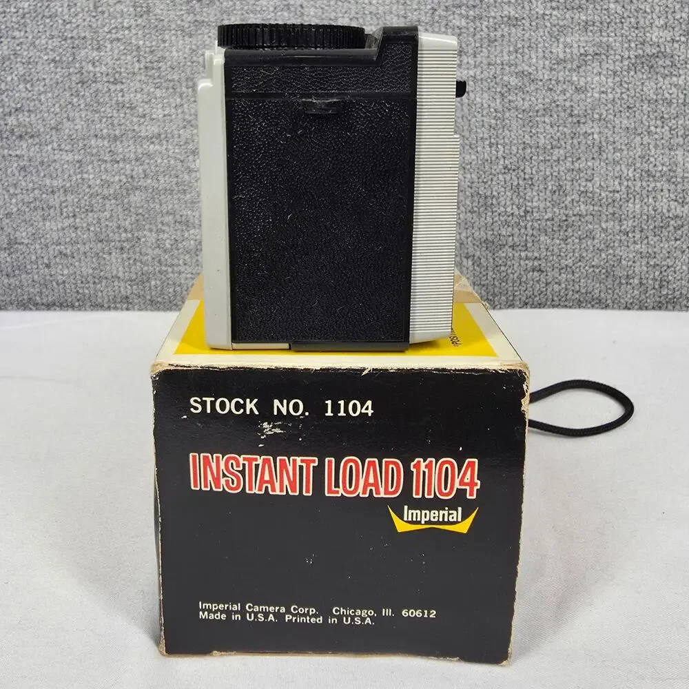 IMPERIAL INSTANT LOAD 900 CAMERA – FOR 126 CARTRIDGE – VINTAGE W/ ORIGINAL BOX